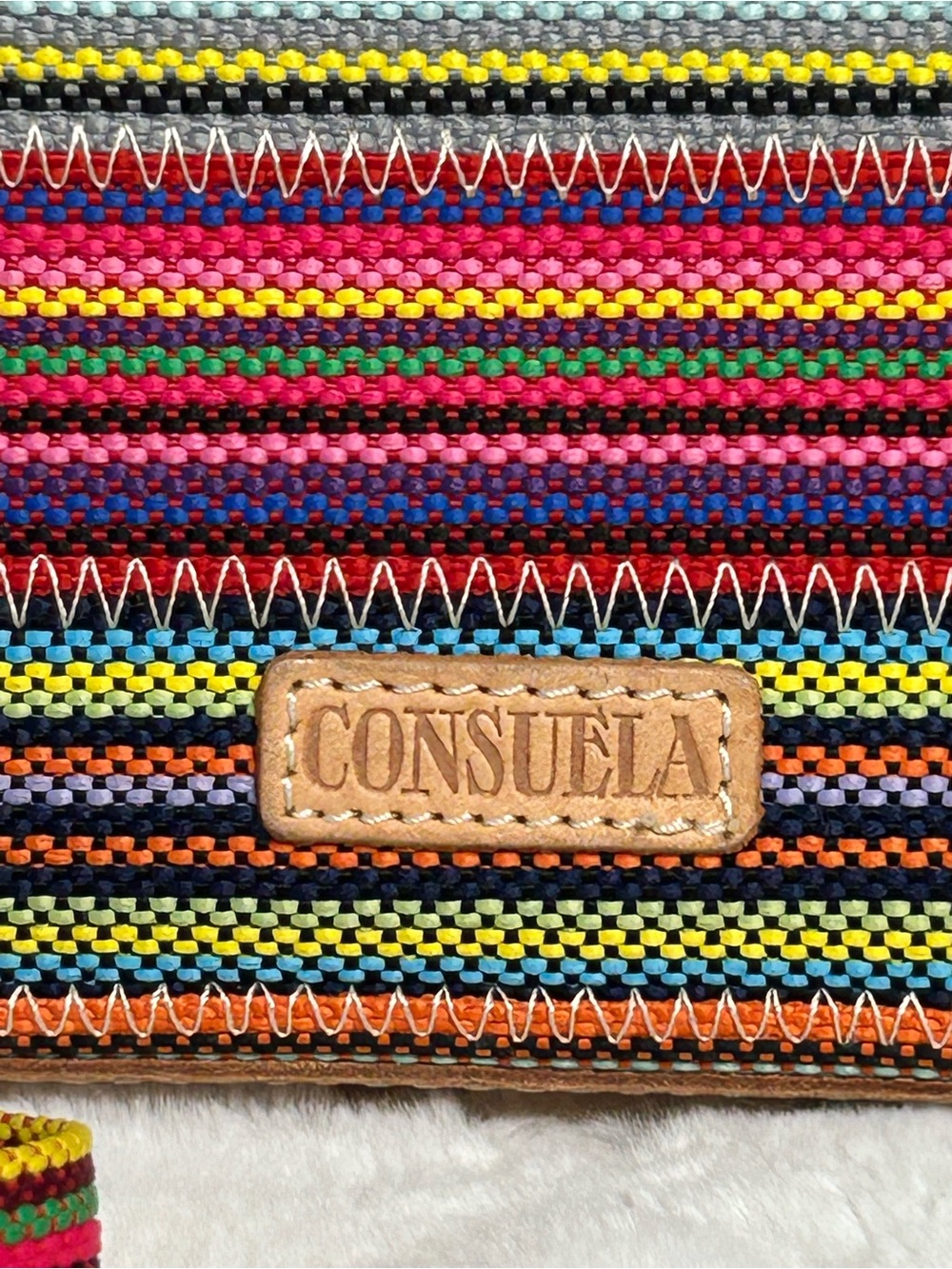 Consuela Ale Downtown Crossbody and Ale Pouch - Picture 5 of 14